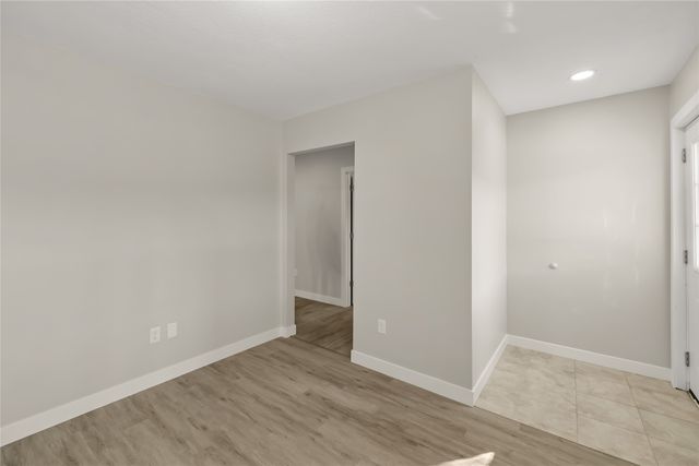 105 S 6th Street, Adel, IA 50003