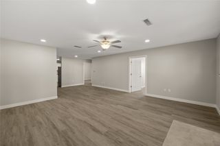 105 S 6th Street, Adel, IA 50003