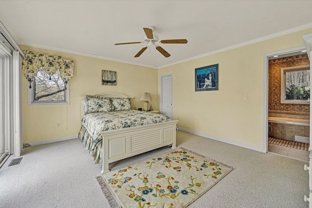 1154 Acorn DR, Moneta, VA 24121