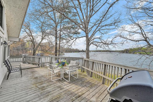 1154 Acorn DR, Moneta, VA 24121