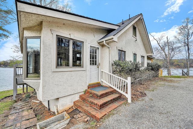 1154 Acorn DR, Moneta, VA 24121