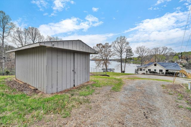 1154 Acorn DR, Moneta, VA 24121