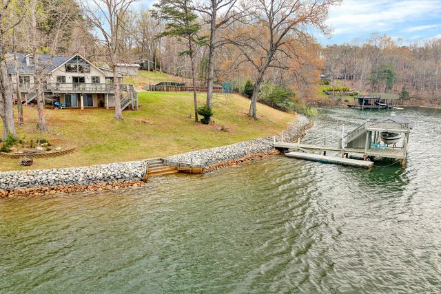 1154 Acorn DR, Moneta, VA 24121