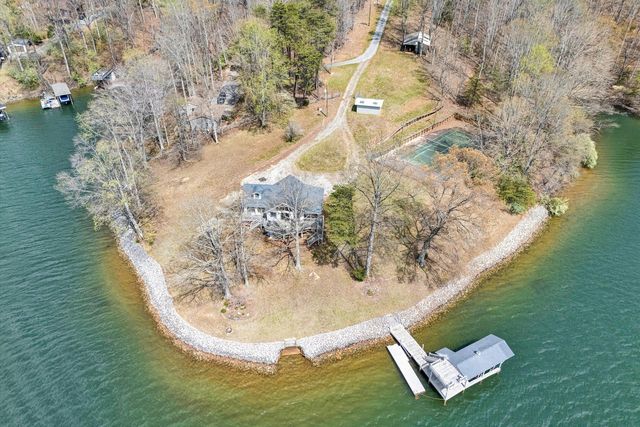 1154 Acorn DR, Moneta, VA 24121