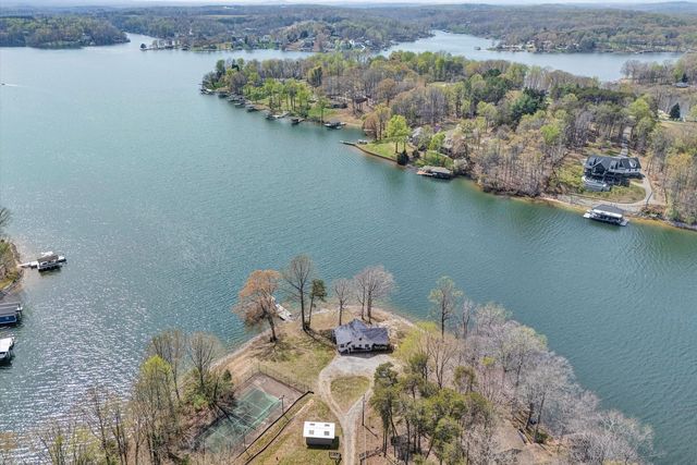 1154 Acorn DR, Moneta, VA 24121