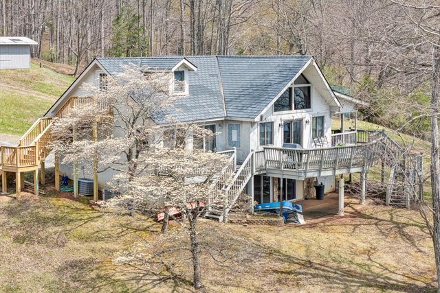 1154 Acorn DR, Moneta, VA 24121