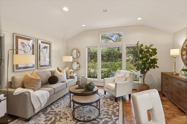 19401 San Marcos Road, Saratoga, CA 95070