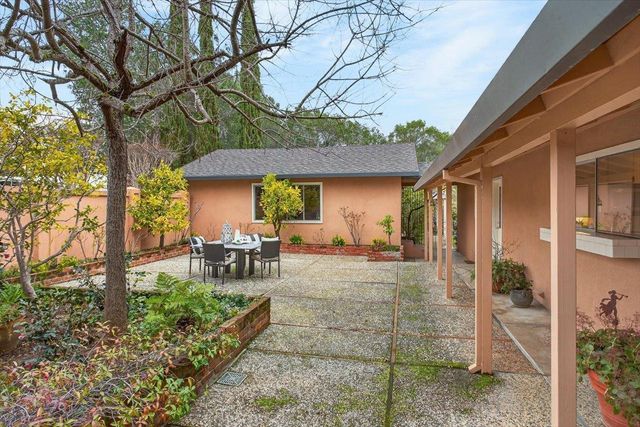 19401 San Marcos Road, Saratoga, CA 95070