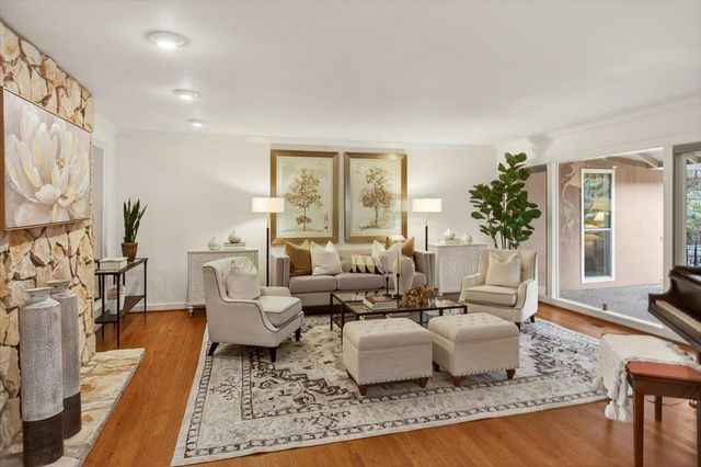 19401 San Marcos Road, Saratoga, CA 95070