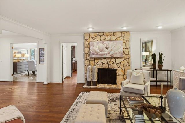 19401 San Marcos Road, Saratoga, CA 95070