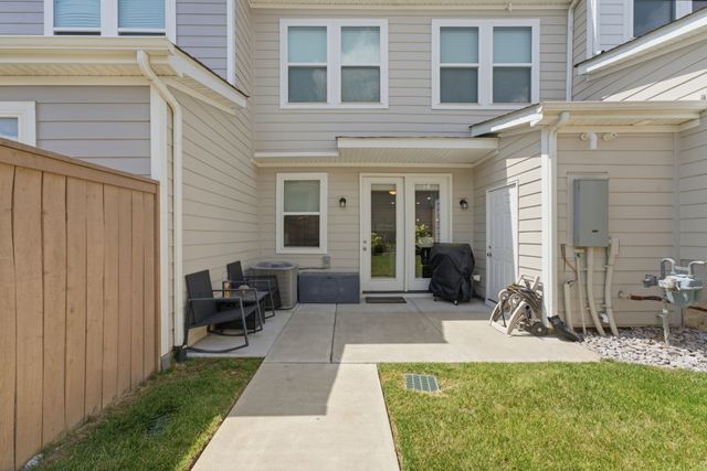 384 Hammock Ln, Spring Hill, TN 37174