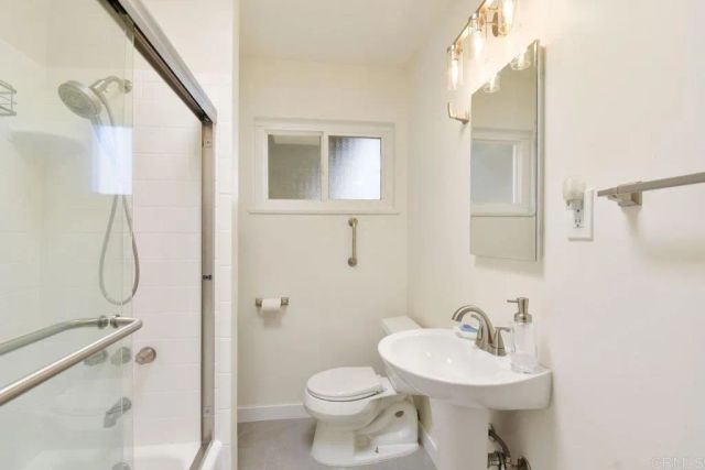 228 Joyce St, El Cajon, CA 92020