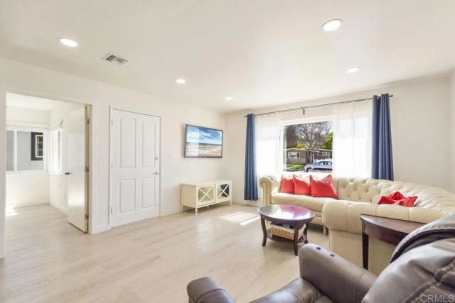 228 Joyce St, El Cajon, CA 92020