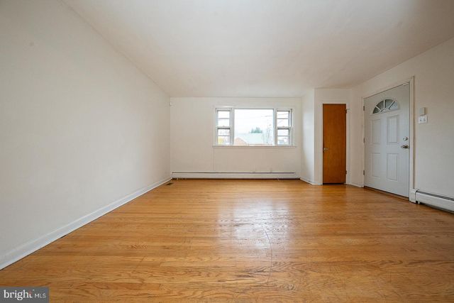 916 FAUNCE ST, Philadelphia, PA 19111