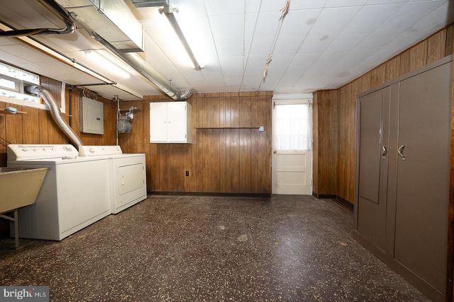 916 FAUNCE ST, Philadelphia, PA 19111