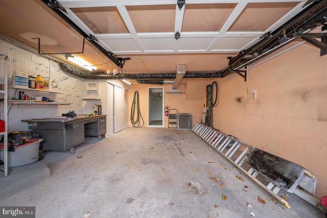 916 FAUNCE ST, Philadelphia, PA 19111