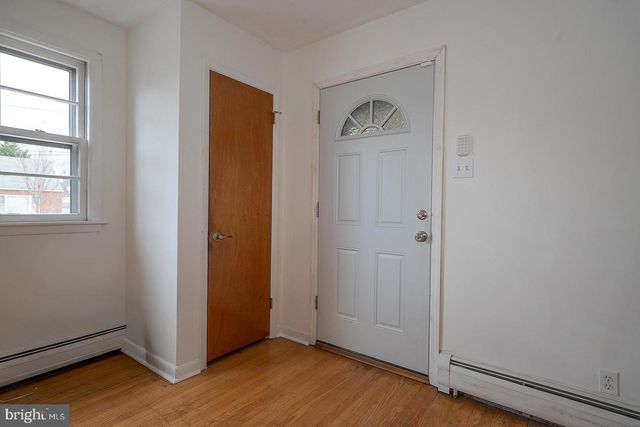 916 FAUNCE ST, Philadelphia, PA 19111