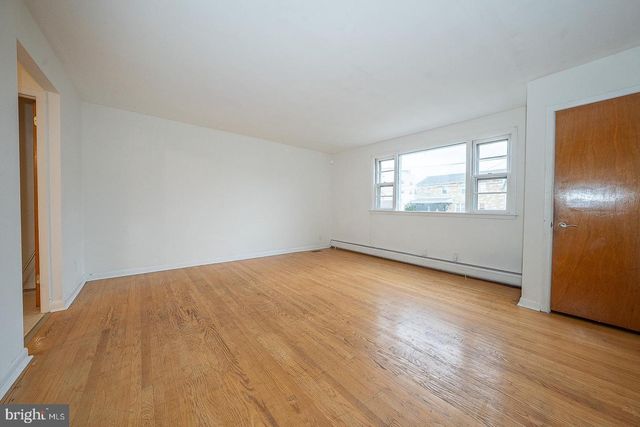 916 FAUNCE ST, Philadelphia, PA 19111