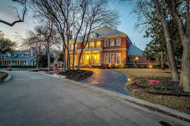 6805 Laurel Valley Drive, Fort Worth, TX 76132