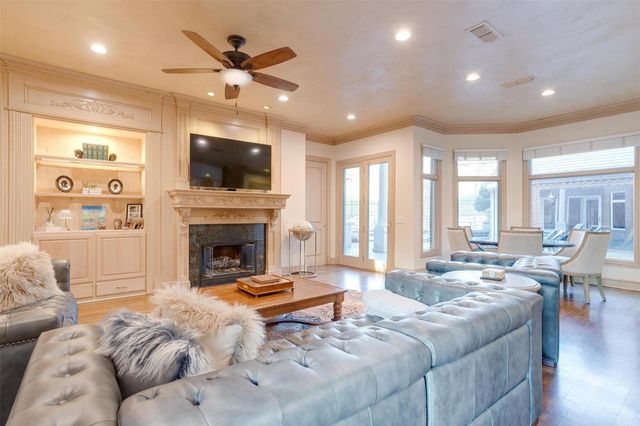 6805 Laurel Valley Drive, Fort Worth, TX 76132