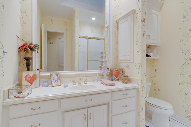6805 Laurel Valley Drive, Fort Worth, TX 76132
