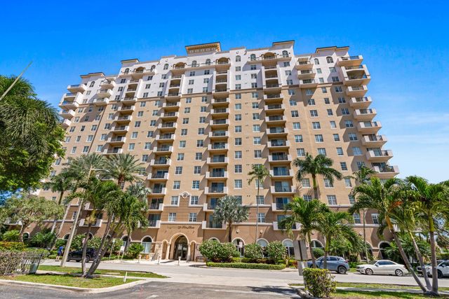 616 Clearwater Park Road 1103, West Palm Beach, FL 33401