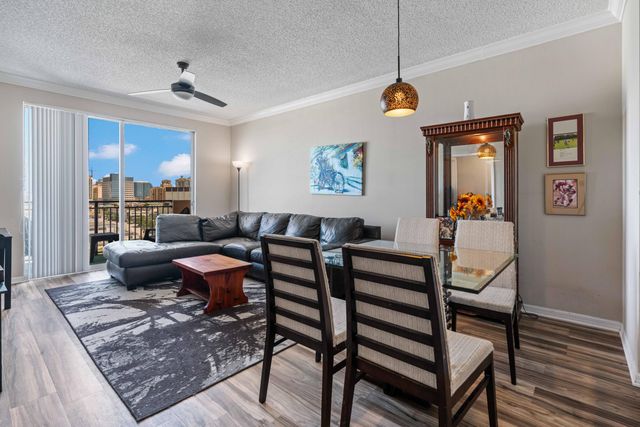 616 Clearwater Park Road 1103, West Palm Beach, FL 33401