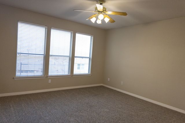 2222 Creek Side Drive, Weatherford, TX 76087