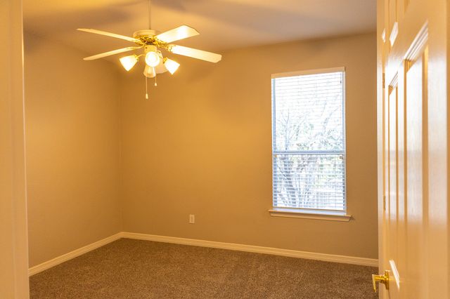 2222 Creek Side Drive, Weatherford, TX 76087