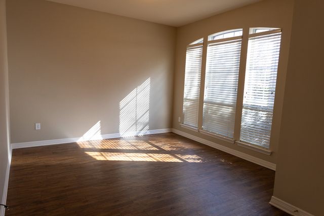 2222 Creek Side Drive, Weatherford, TX 76087