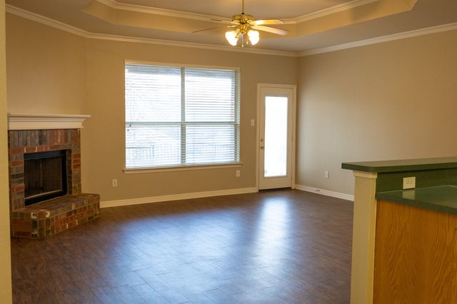 2222 Creek Side Drive, Weatherford, TX 76087