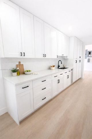 20100 SW 111th Ave, Cutler Bay, FL 33189