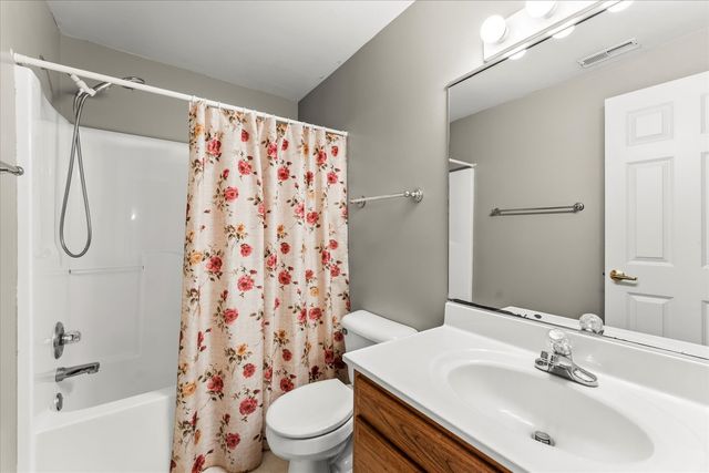 302 County Road 2650 N, Mahomet, IL 61853