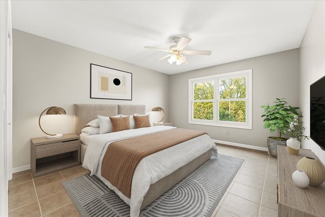 302 County Road 2650 N, Mahomet, IL 61853