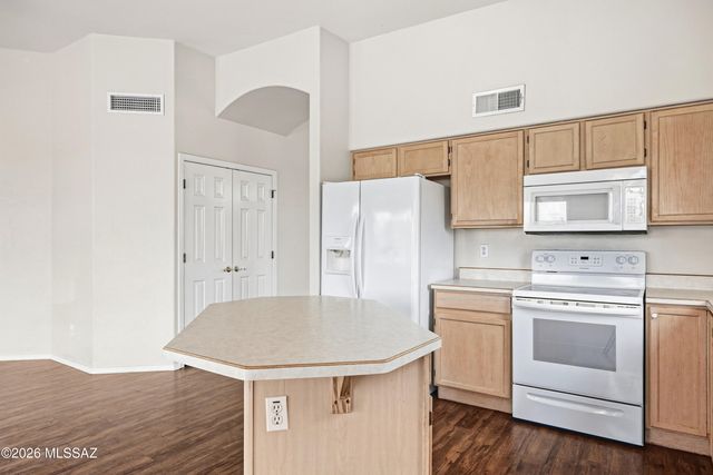 1342 W Hopbush Way, Tucson, AZ 85704