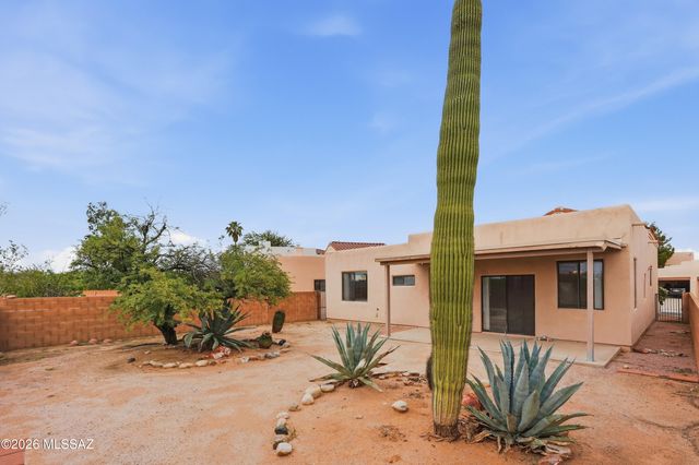 1342 W Hopbush Way, Tucson, AZ 85704