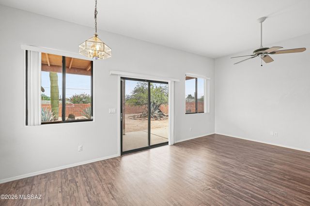 1342 W Hopbush Way, Tucson, AZ 85704