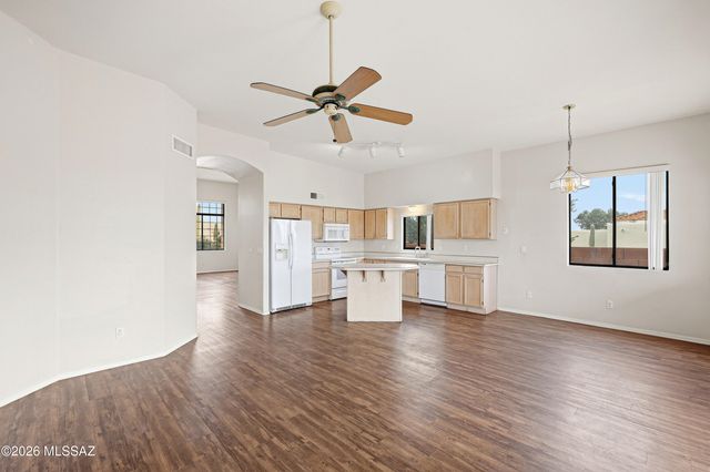 1342 W Hopbush Way, Tucson, AZ 85704