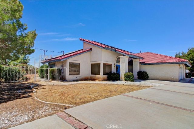 16410 Wintun, Apple Valley, CA 92307