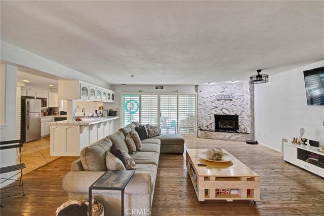 16410 Wintun, Apple Valley, CA 92307