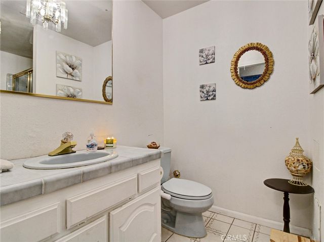 16410 Wintun, Apple Valley, CA 92307