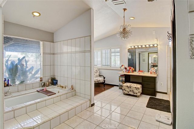 16410 Wintun, Apple Valley, CA 92307