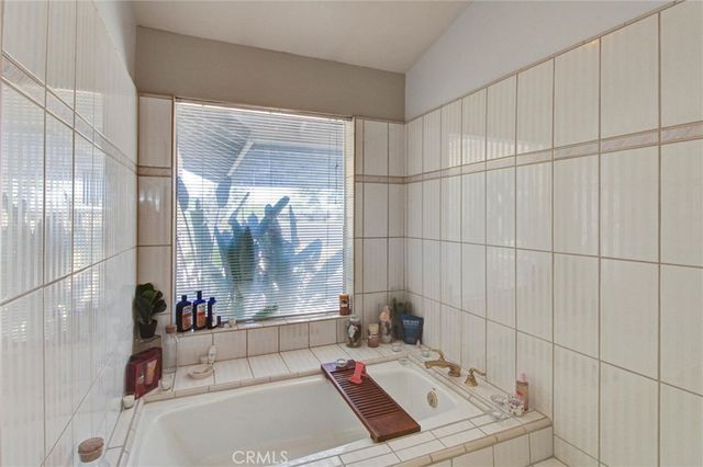 16410 Wintun, Apple Valley, CA 92307