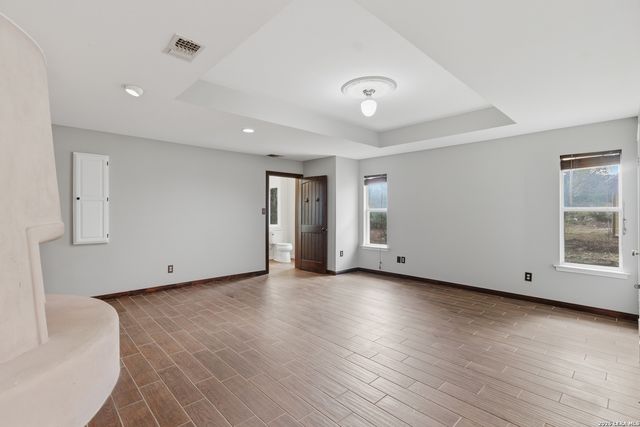 292 Phillip Dr, Pipe Creek, TX 78063