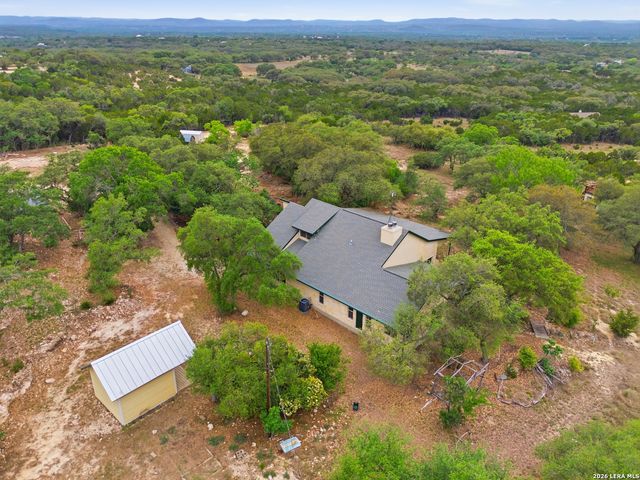 292 Phillip Dr, Pipe Creek, TX 78063