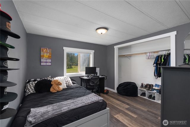 12515 Waddell Creek Road SW, Olympia, WA 98512