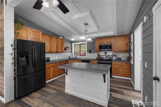 12515 Waddell Creek Road SW, Olympia, WA 98512