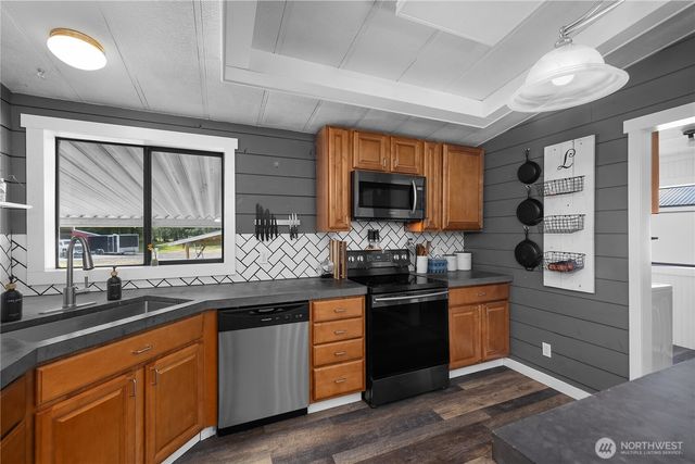 12515 Waddell Creek Road SW, Olympia, WA 98512