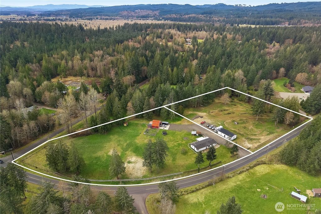 12515 Waddell Creek Road SW, Olympia, WA 98512