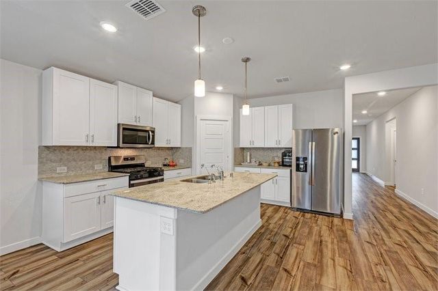 2643 Homestead Ranch Lane, Crosby, TX 77532